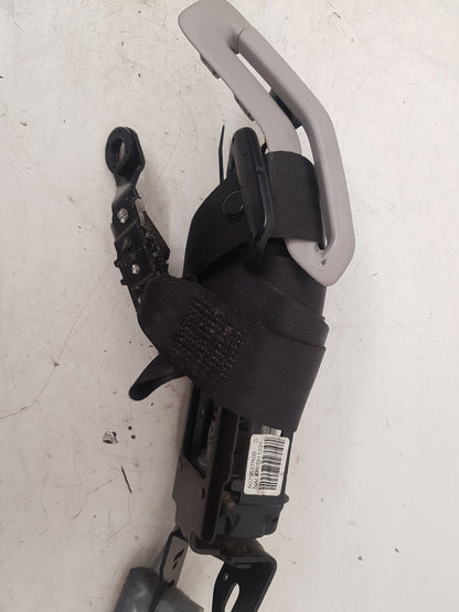 2007 Volvo V70  Estate Right Front Seat Belt