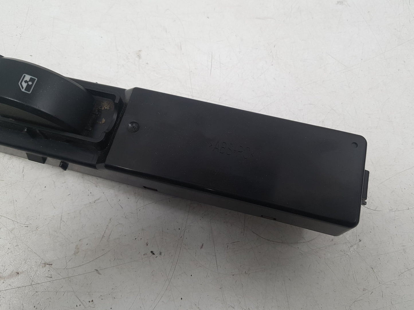 2004 Saab 9-3  Convertible Left Front Window Switch 12803380