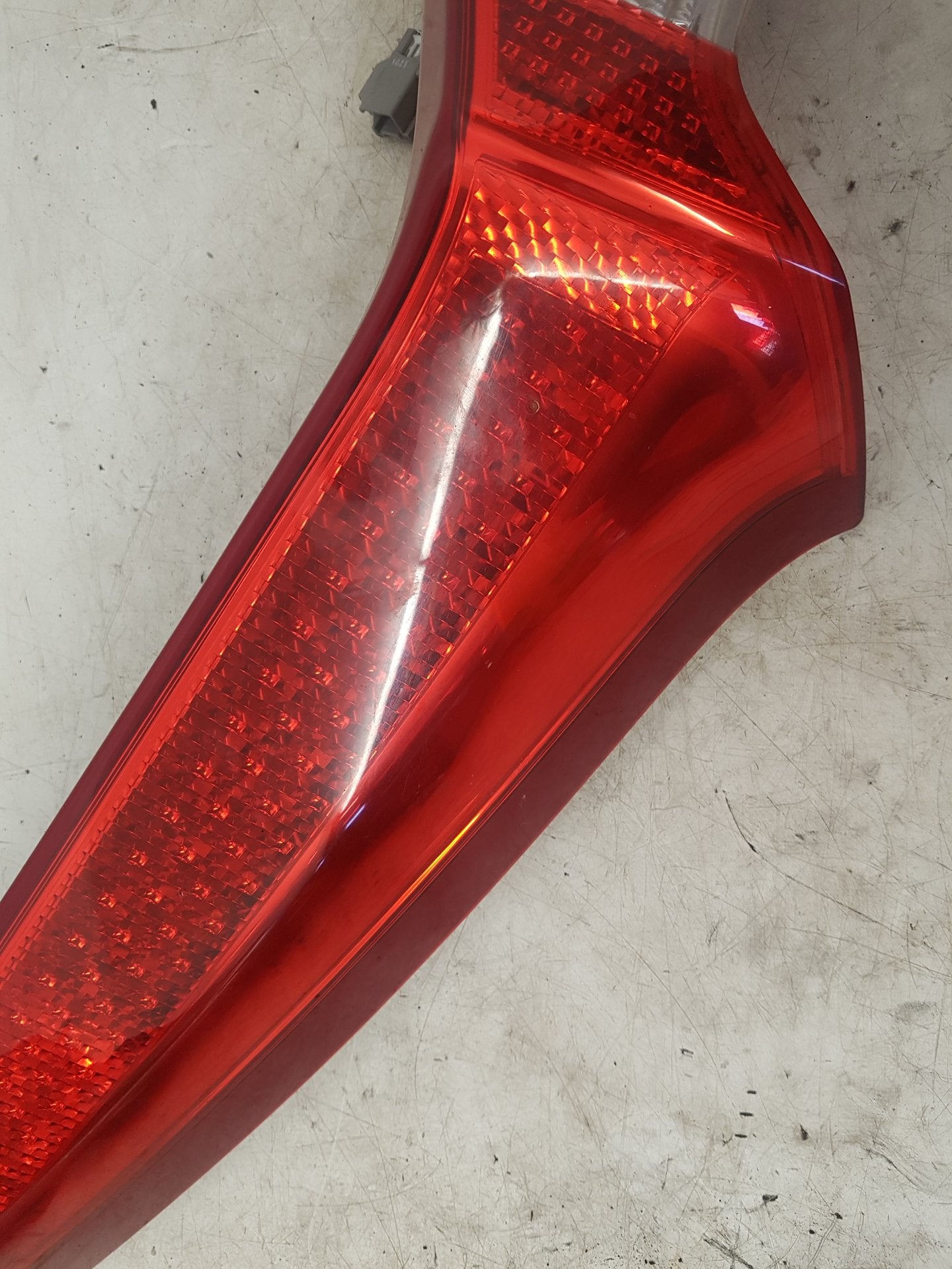 2010 Volvo XC70  Estate Right Taillight