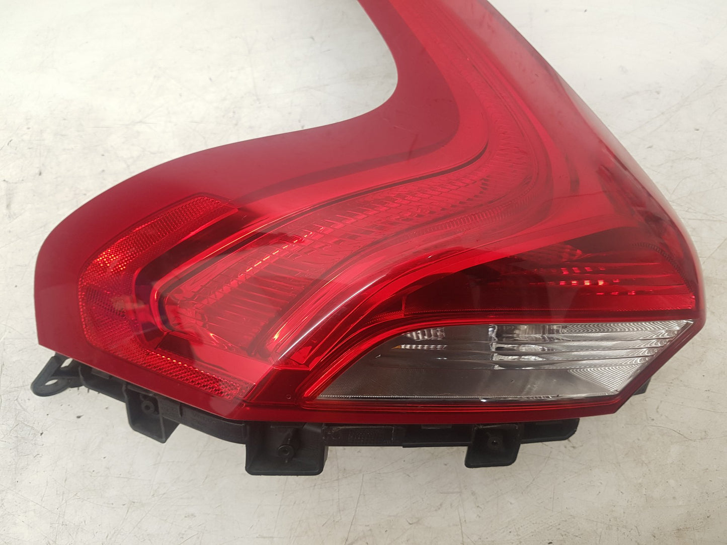 2013 - 2016 Volvo V40 III 525 Hatchback Left Taillight