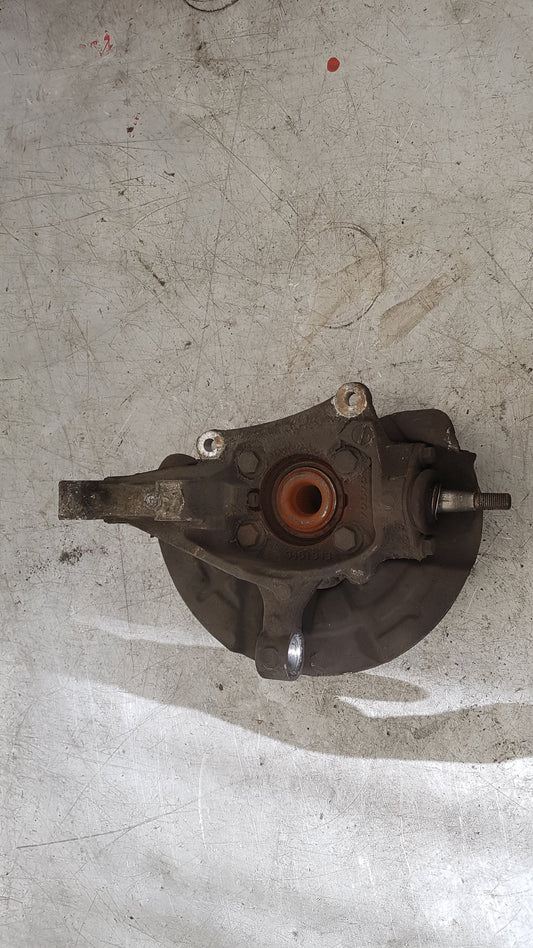 2006 - 2009 Volvo S60  Saloon Left Front Hub Assembly 9461943