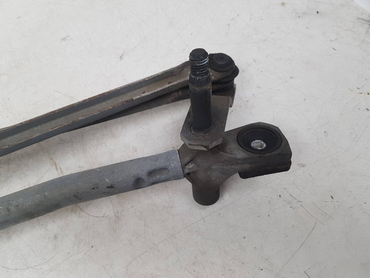 2008 - 2013 Volvo XC60 I 156 Estate WIPER MOTOR (FRONT) & LINKAGE 3397020953