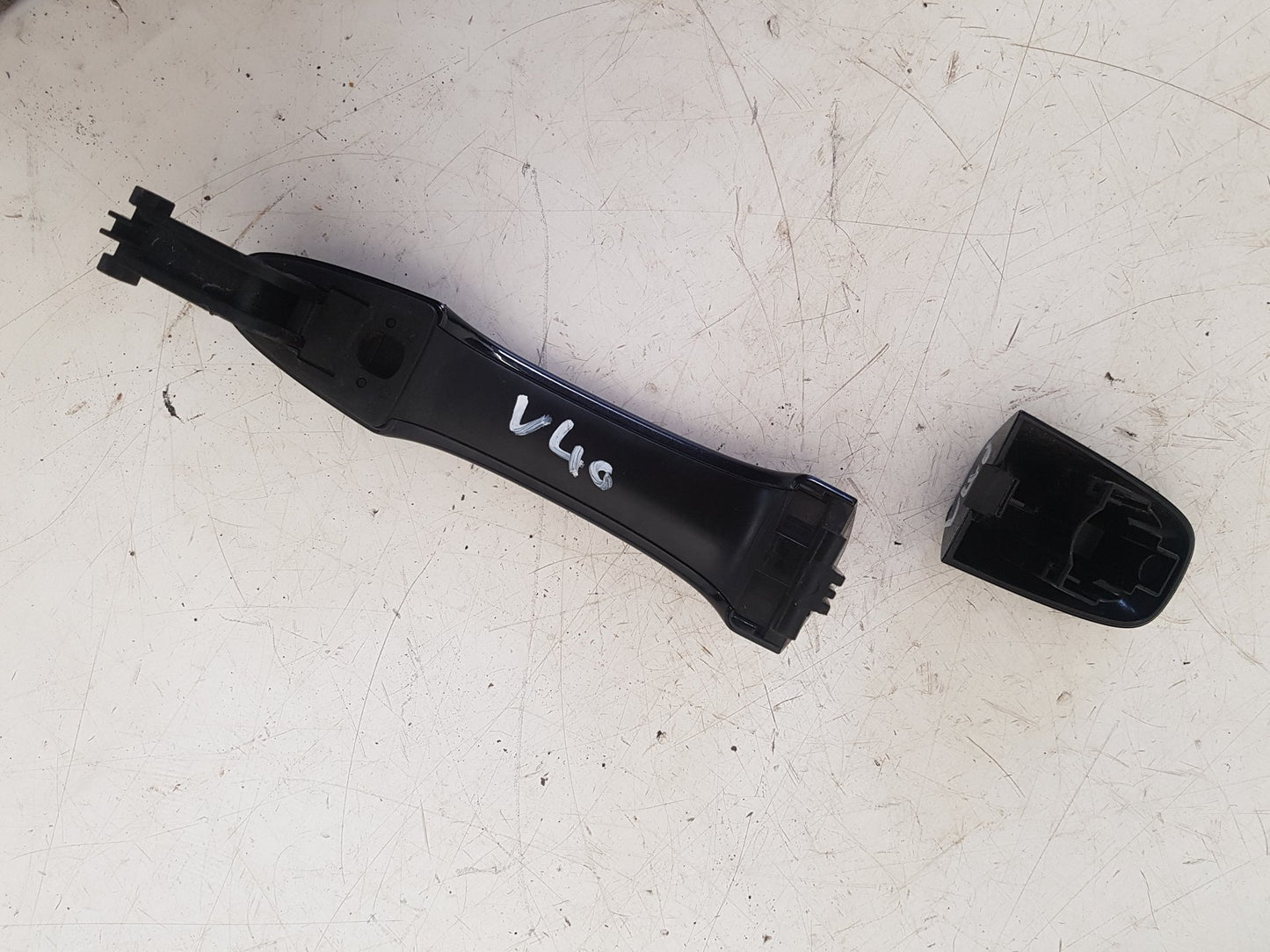 2012 - 2015 Volvo V40  Hatchback DOOR HANDLE - EXTERIOR (FRONT DRIVER SIDE) 31276437