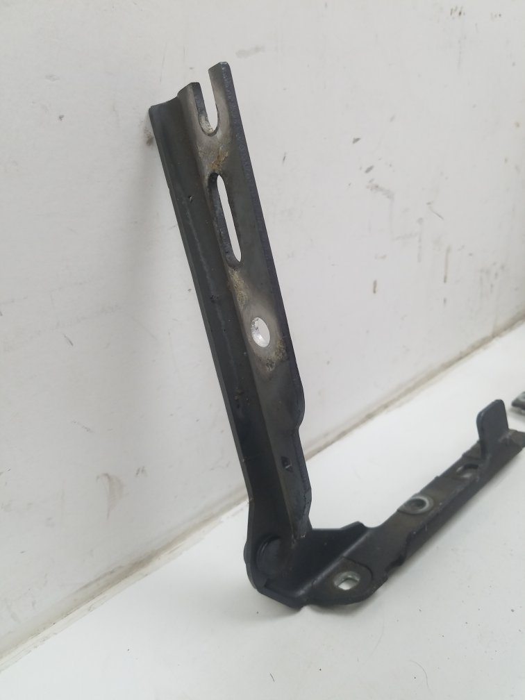 2004 - 2015 Saab 9-3  Saloon Bonnet Hinge/Strut