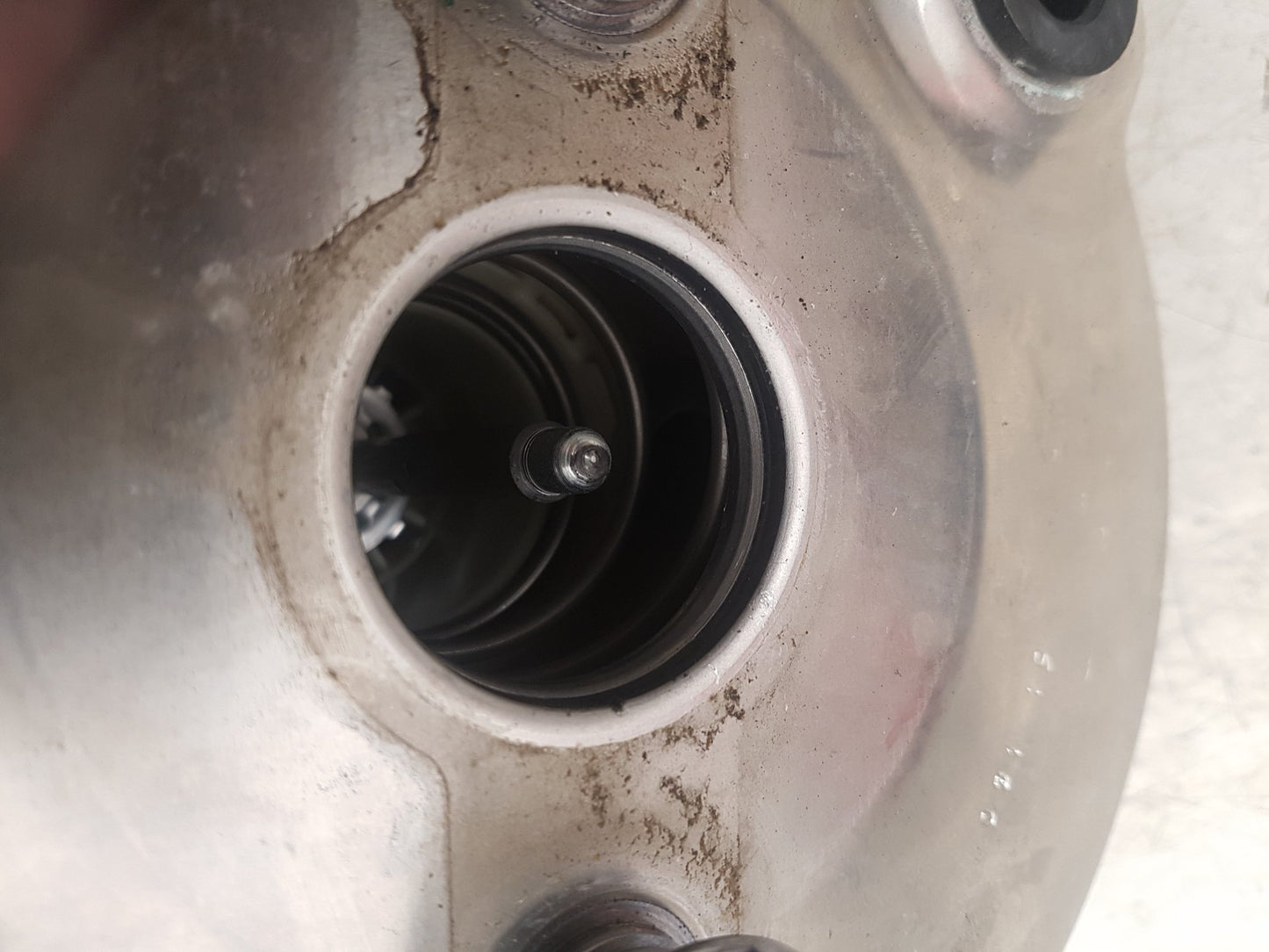 2017 - 2026 Volvo V60 II 225 Estate Brake Booster 32130198