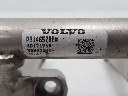 2015 - 2019 Volvo V40 Cross Country  Hatchback Injection Rail 31478555 31465788