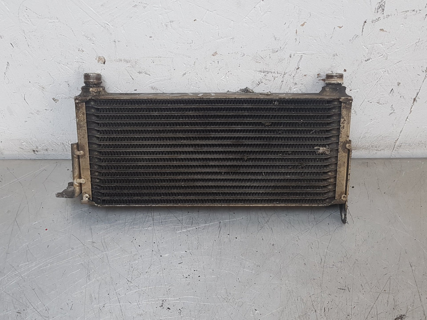 1993 - 1998 Saab 9000  Hatchback Engine Oil Cooler 7596018