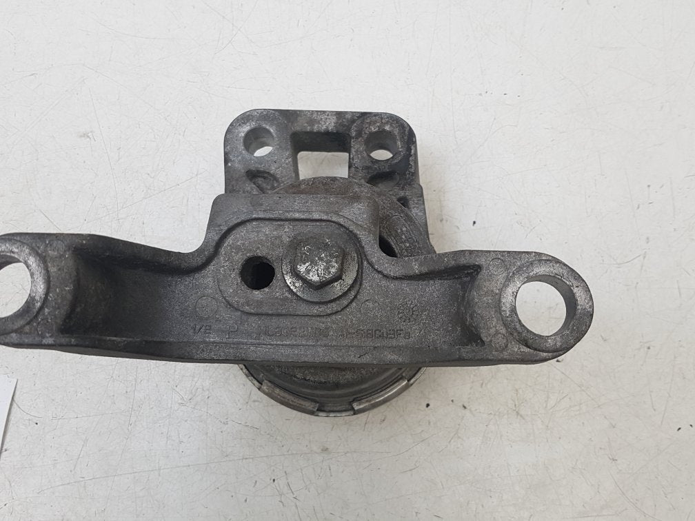 2006 - 2011 Volvo S80  Saloon Right Engine Mount HL8022M05