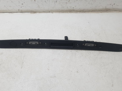 2010 - 2015 Volvo S60   TAILGATE/ BOOT HANDLE WITH LIGHTS 31253640