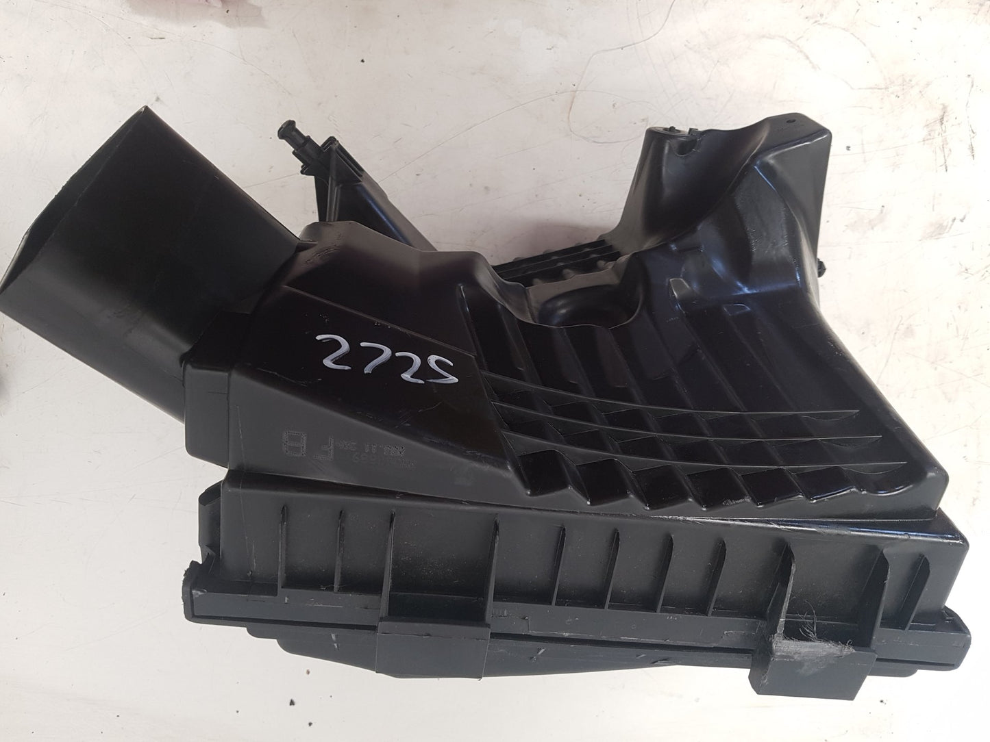 2010 - 2012 Saab 9-5  Saloon Air Filter Box 56560889