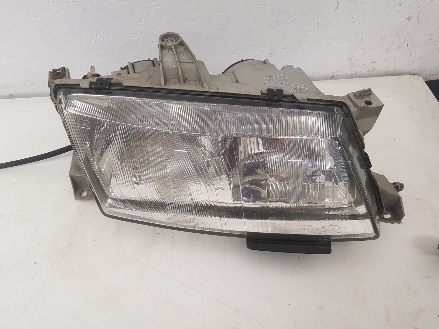1998 - 2009 Saab 9-5  Estate Right Headlight