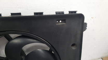 2013 - 2015 Volvo V60  Estate RADIATOR FAN & COWLING (A/C CAR) 8240543