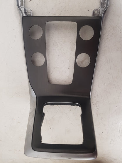 2015 - 2019 Volvo V40 Cross Country  Hatchback Centre Console 31448031
