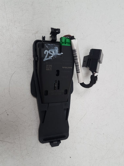 2012 - 2019 Volvo V40  Hatchback BRAKE ASSIST SENSOR (LIDAR) 31360888