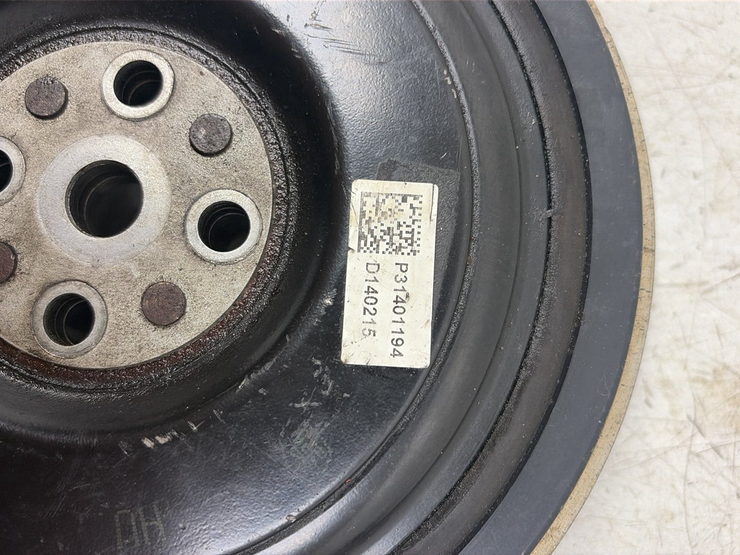 2011 - 2018 Volvo V60 I 155 Estate Crankshaft Pulley 31401194