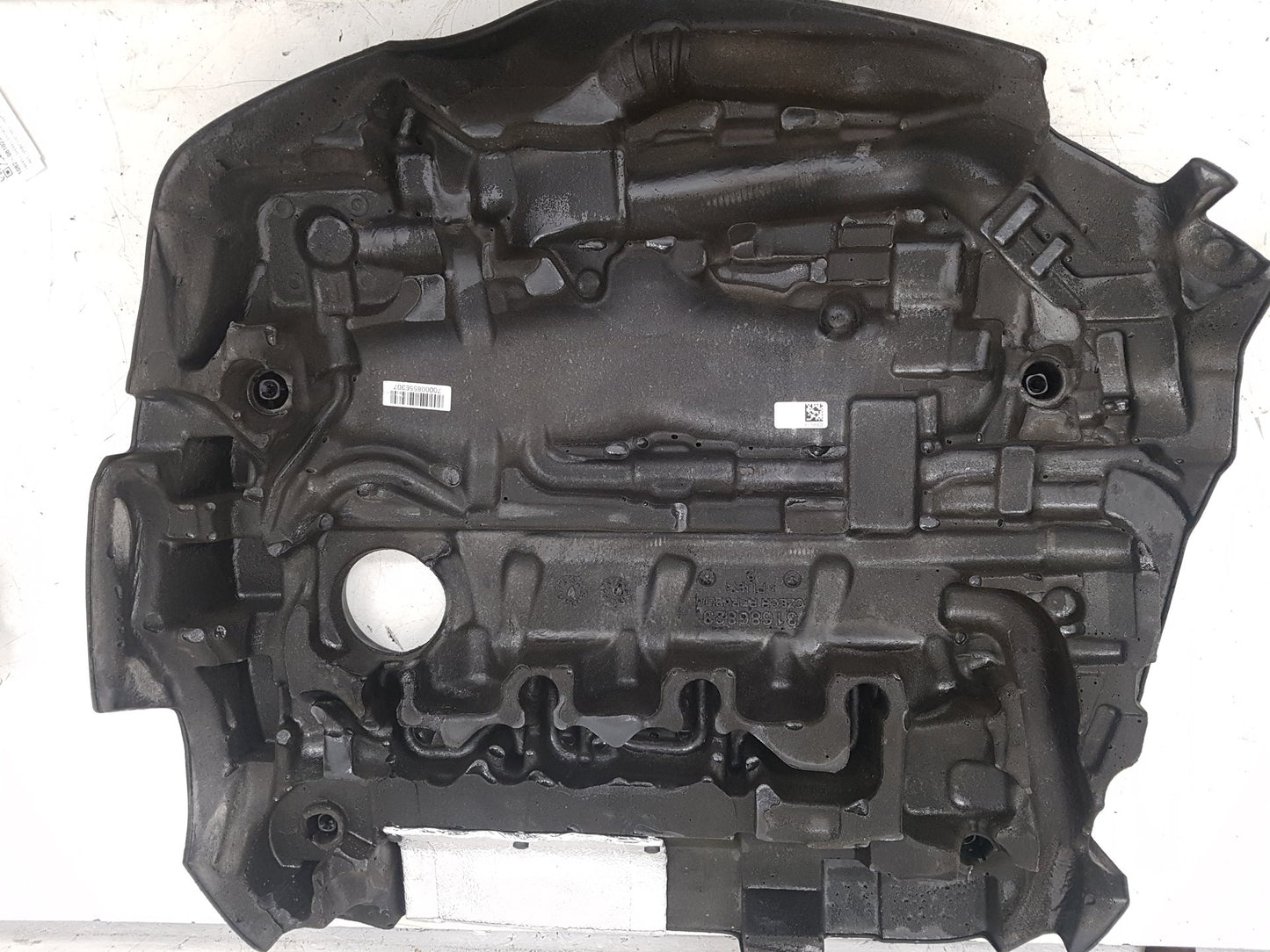 2017 - 2026 Volvo V60 II 225 Estate Engine Cover 31686823