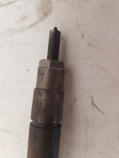 2005 - 2015 Saab 9-3  Estate Fuel Injector 93190429