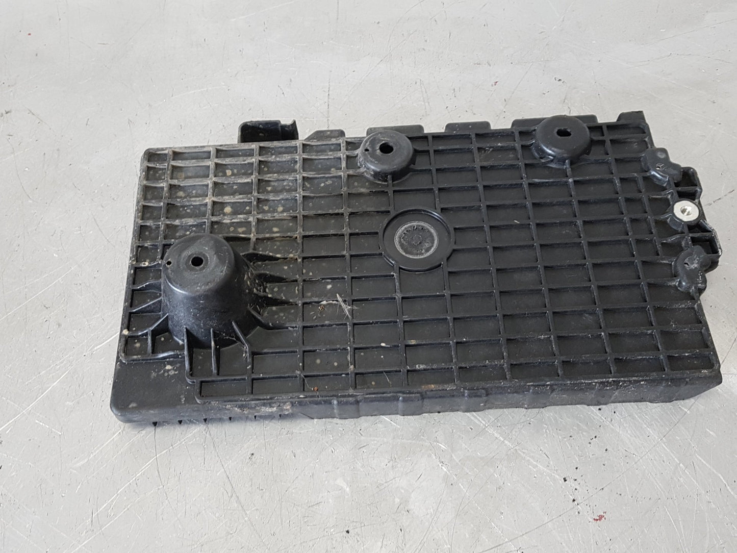 2012 - 2020 Volvo V40  Hatchback Battery Tray 31301934