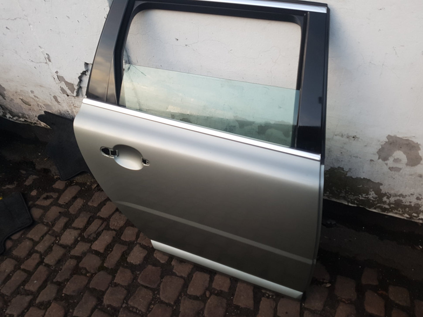 2008 - 2011 Volvo V70  Estate DOOR - BARE (REAR DRIVER SIDE) 32228897