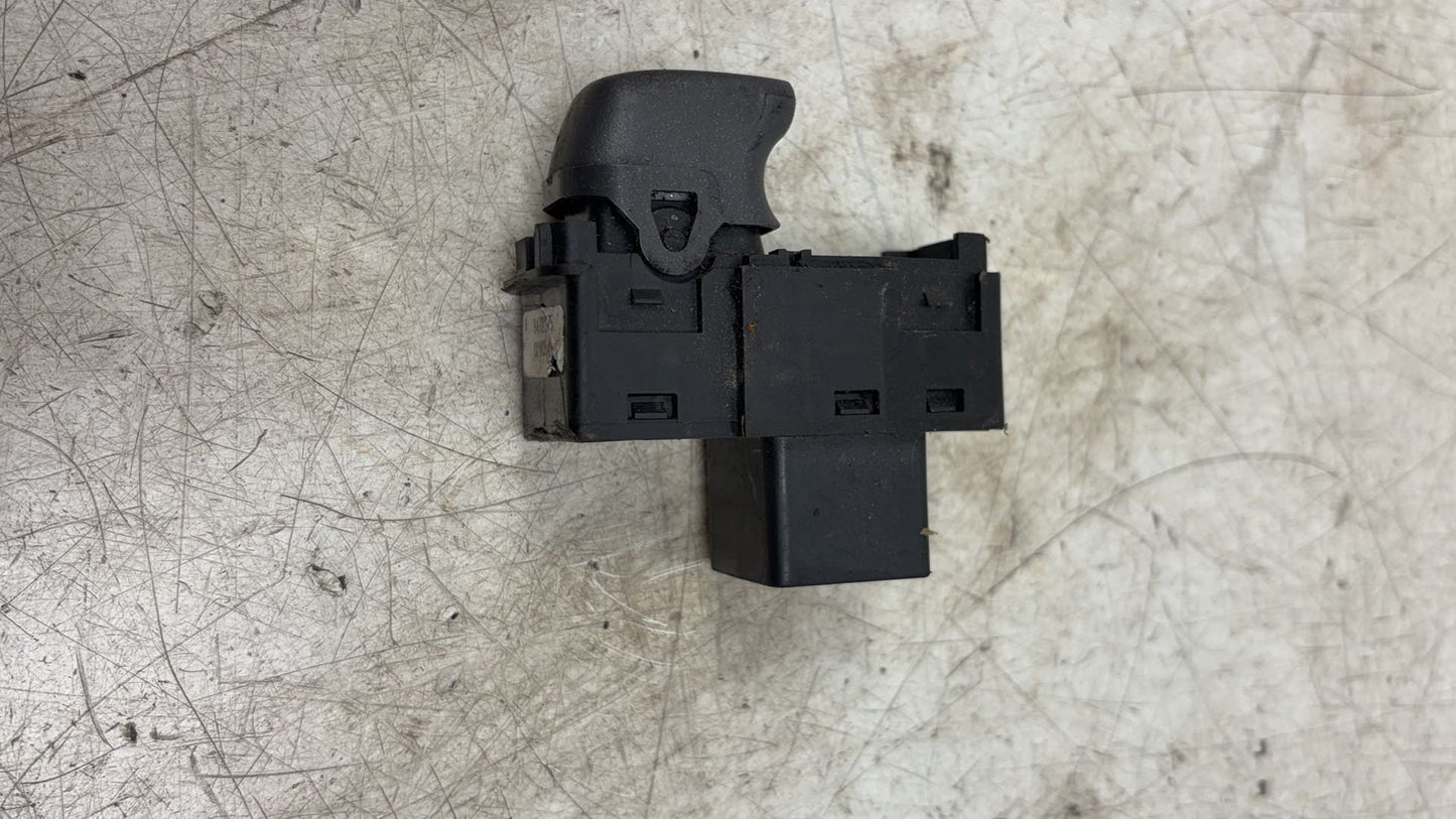 2012 Volvo S60  Saloon Left Rear Window Switch 9472275