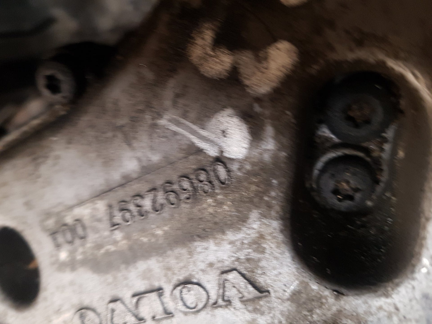 2001 - 2004 Volvo V70  Estate Engine D5244t