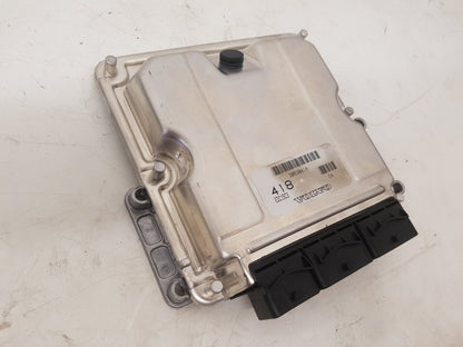 2001 - 2004 Volvo S40  Saloon Engine ECU 30630418