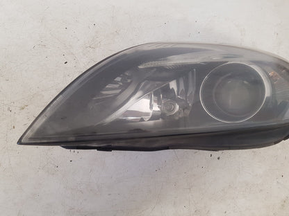2013 - 2019 Volvo V40 III 525 Hatchback Passenger Headlight (Xenon)
