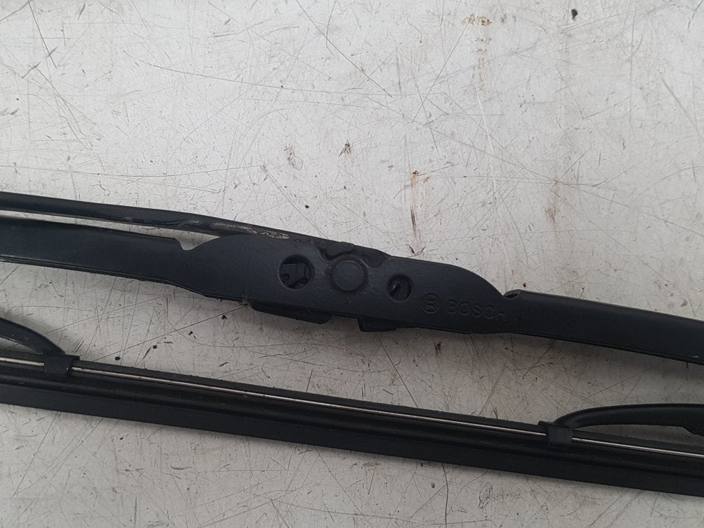 2005 - 2011 Saab 9-3 YS3F Saloon WIPER ARMS (PAIR) 12778769
