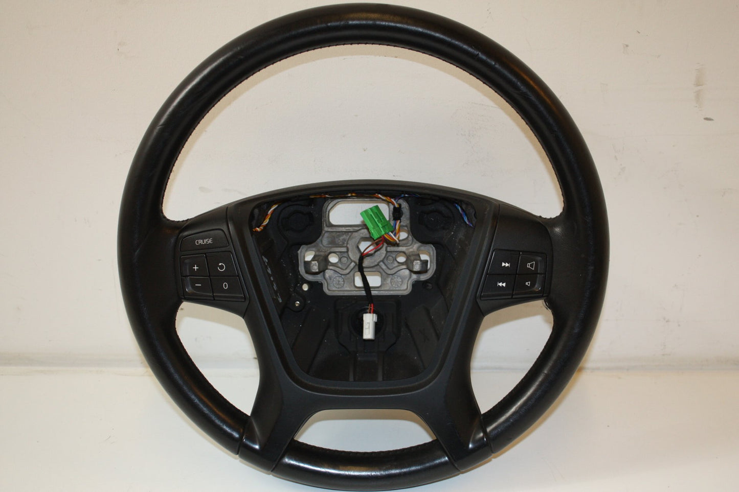 2008 - 2010 Volvo V70   Steering Wheel 31271093