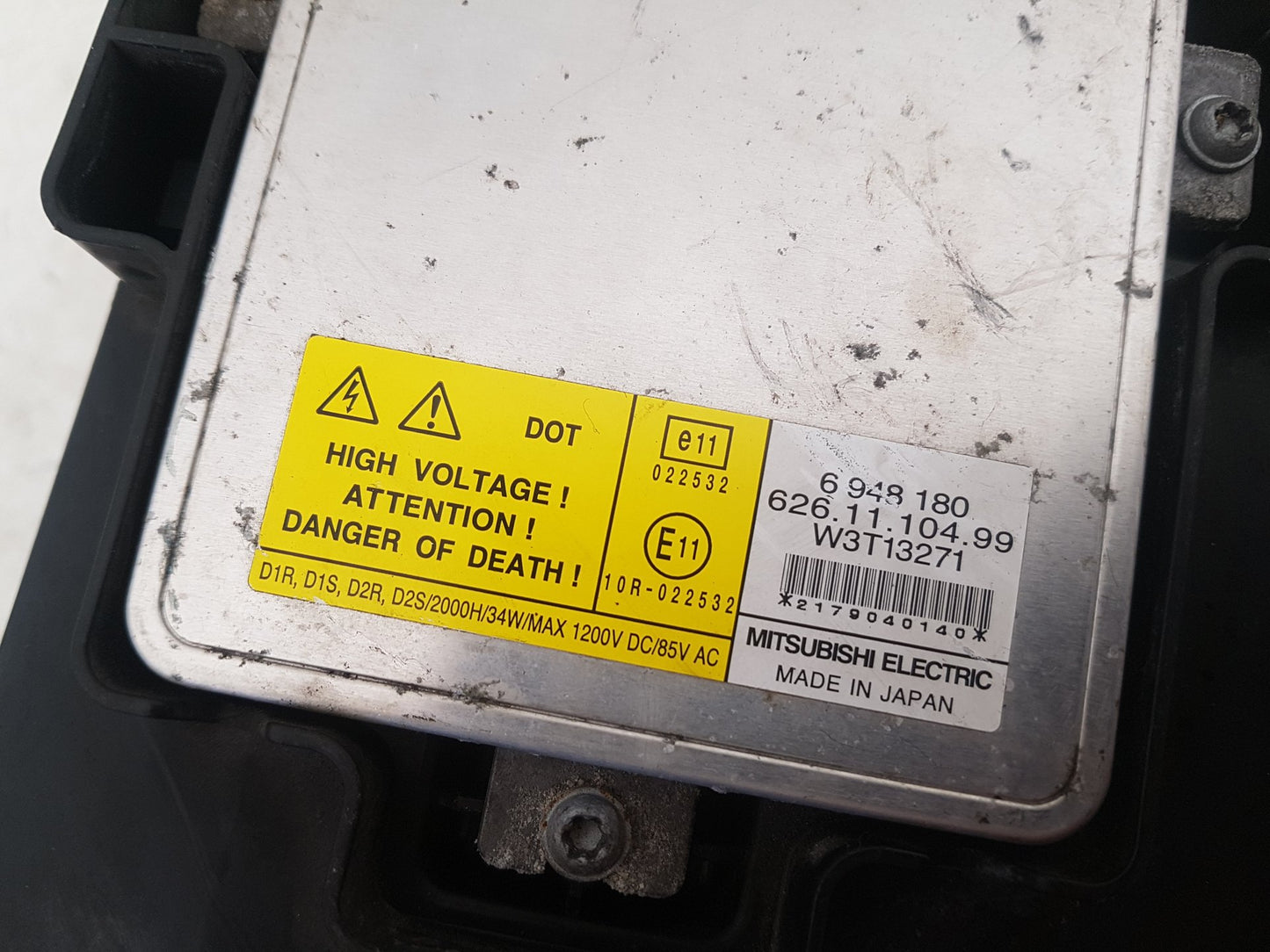 2008 - 2014 Volvo XC70  Estate Right Headlight 31214350