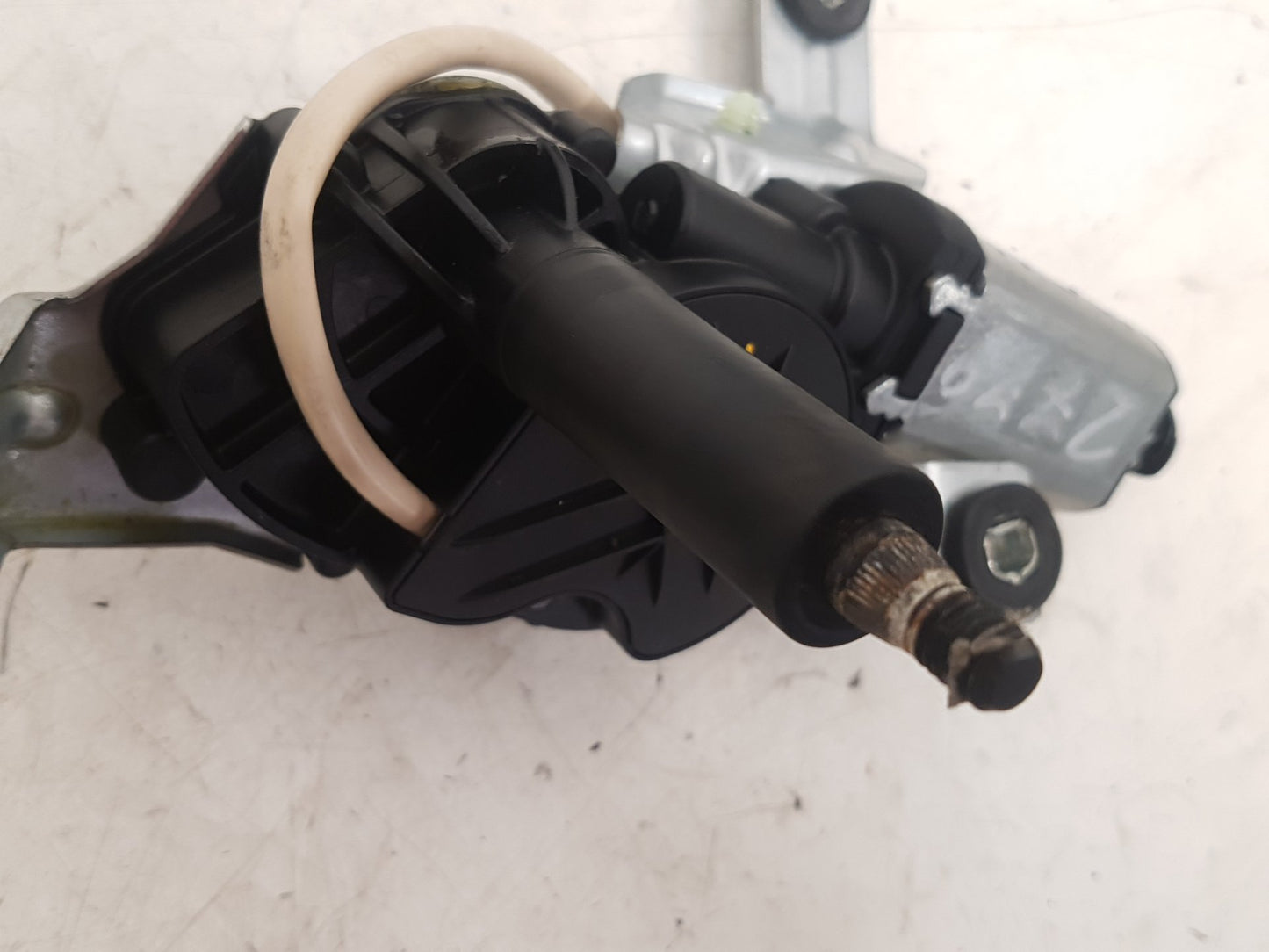 2002 - 2006 Volvo XC90  Estate Rear Wiper Motor 8638163