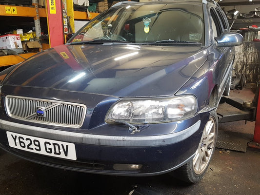 2001 Volvo V70 II 285 Estate Petrol