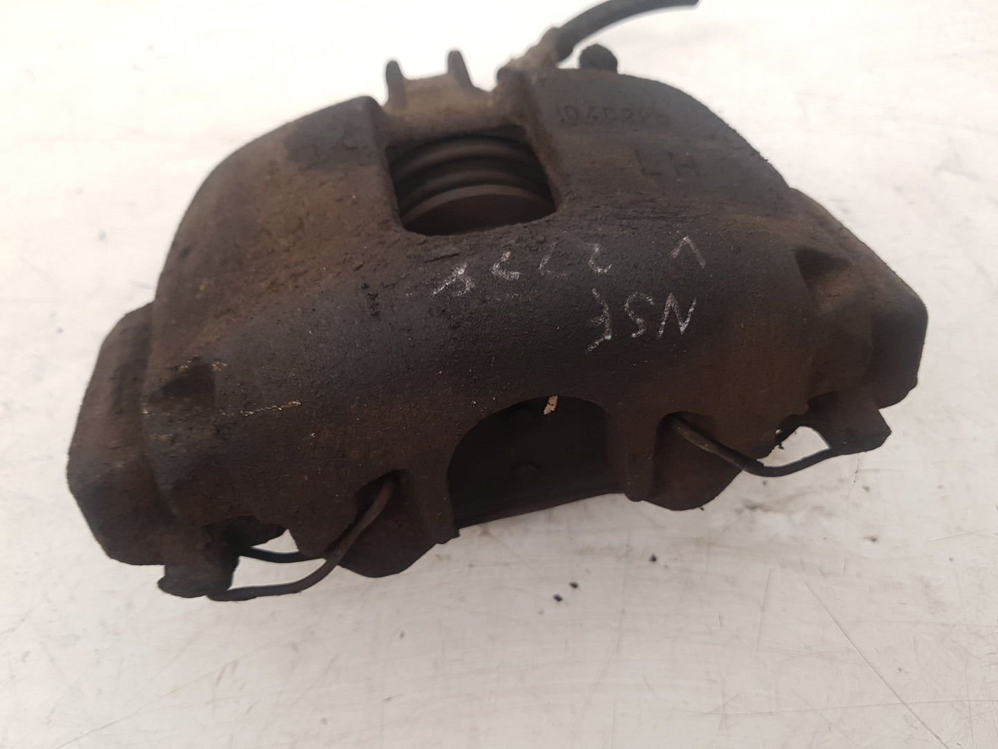 2000 - 2007 Volvo V70 II 285 Estate Left Front Caliper 9209723