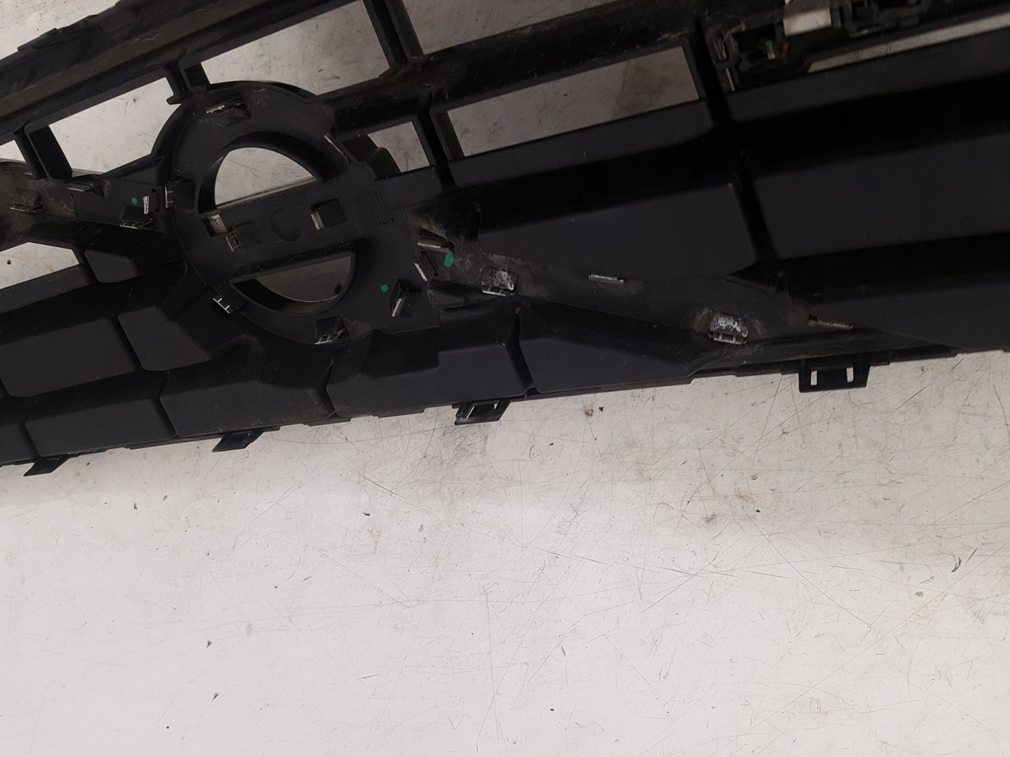 2011 - 2015 Volvo V60 I 157 Estate FRONT GRILLE 31333692