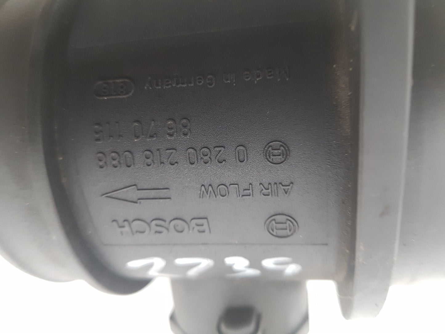 2001 - 2008 Volvo V70  Estate Air Flow Meter 8670115