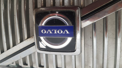 2005 - 2008 Volvo V70  Estate FRONT GRILL 08693346