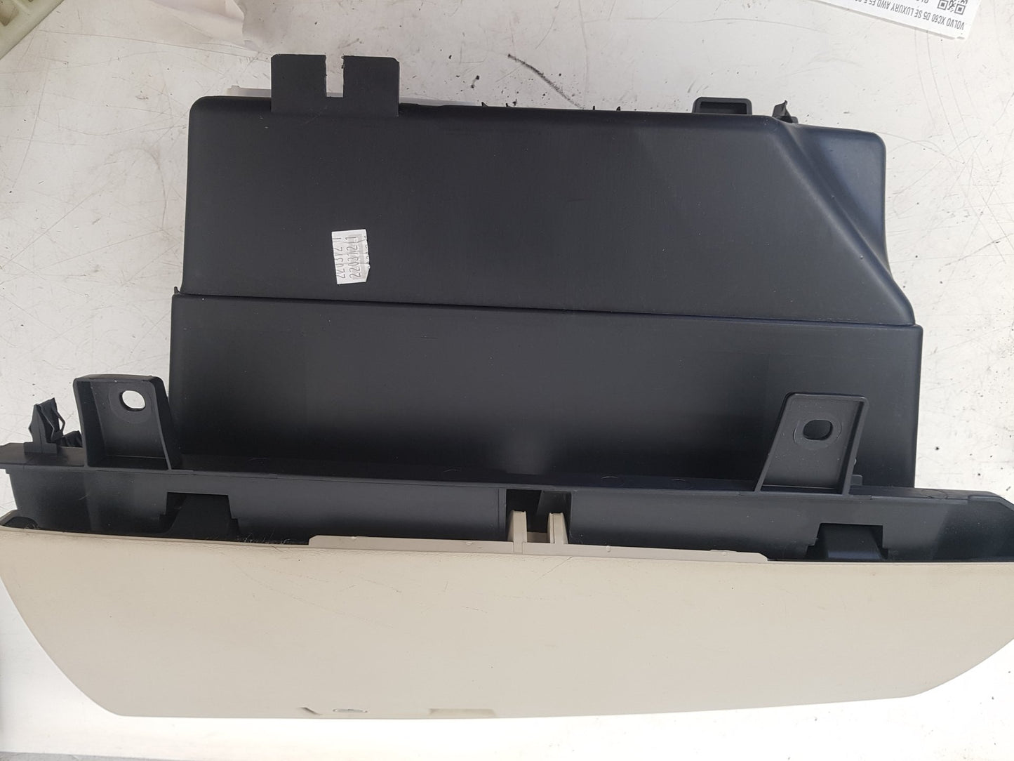 2008 - 2013 Volvo XC60 I 156 Estate Glove Box 30755902