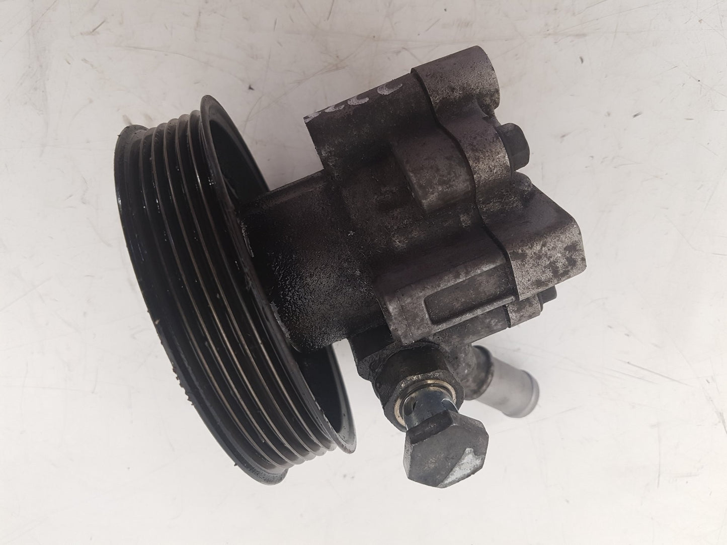 2010 - 2012 Saab 9-5  Saloon Power Steering Pump 13309336