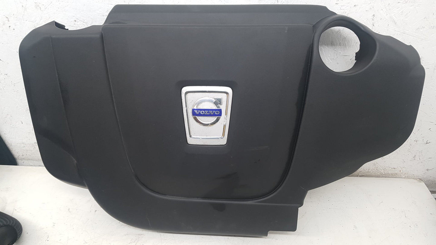 2010 - 2014 Volvo XC60  Estate Engine Cover 31319190