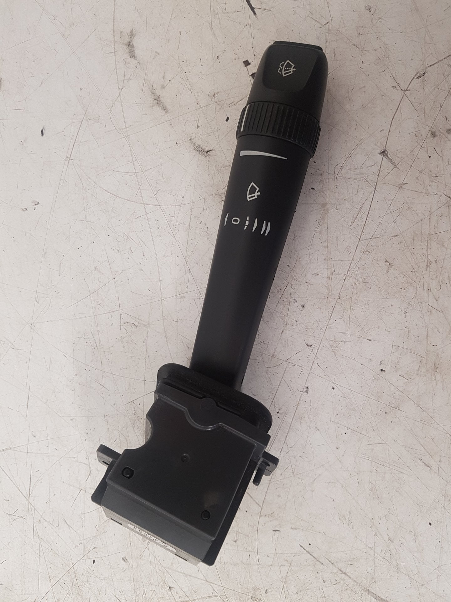 2001 - 2010 Volvo S60  Saloon Wiper Switch 8691695