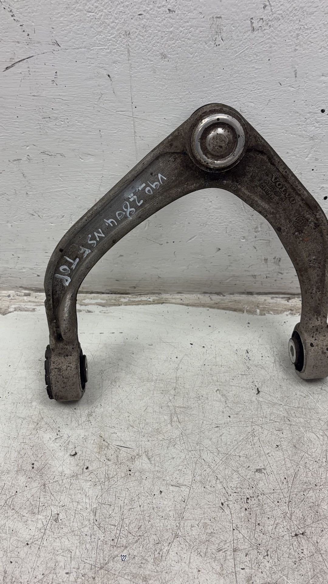 2017 - 2025 Volvo V90 235, 236 Estate Left Front Lower Control Arm