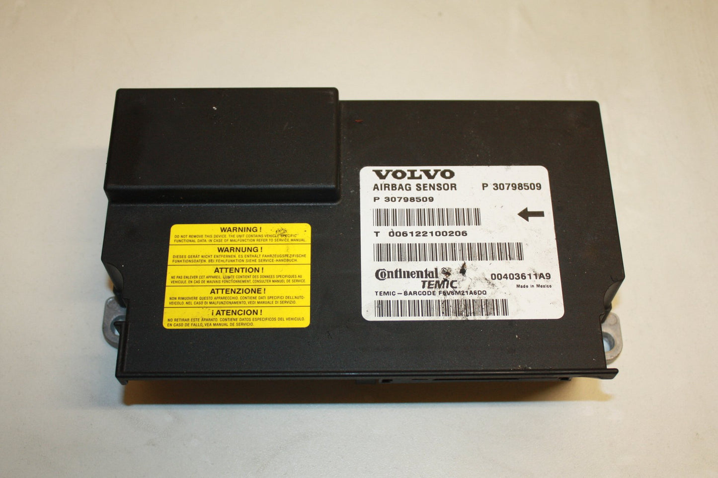 2006 - 2010 Volvo S80  Saloon Airbag Module 30798509