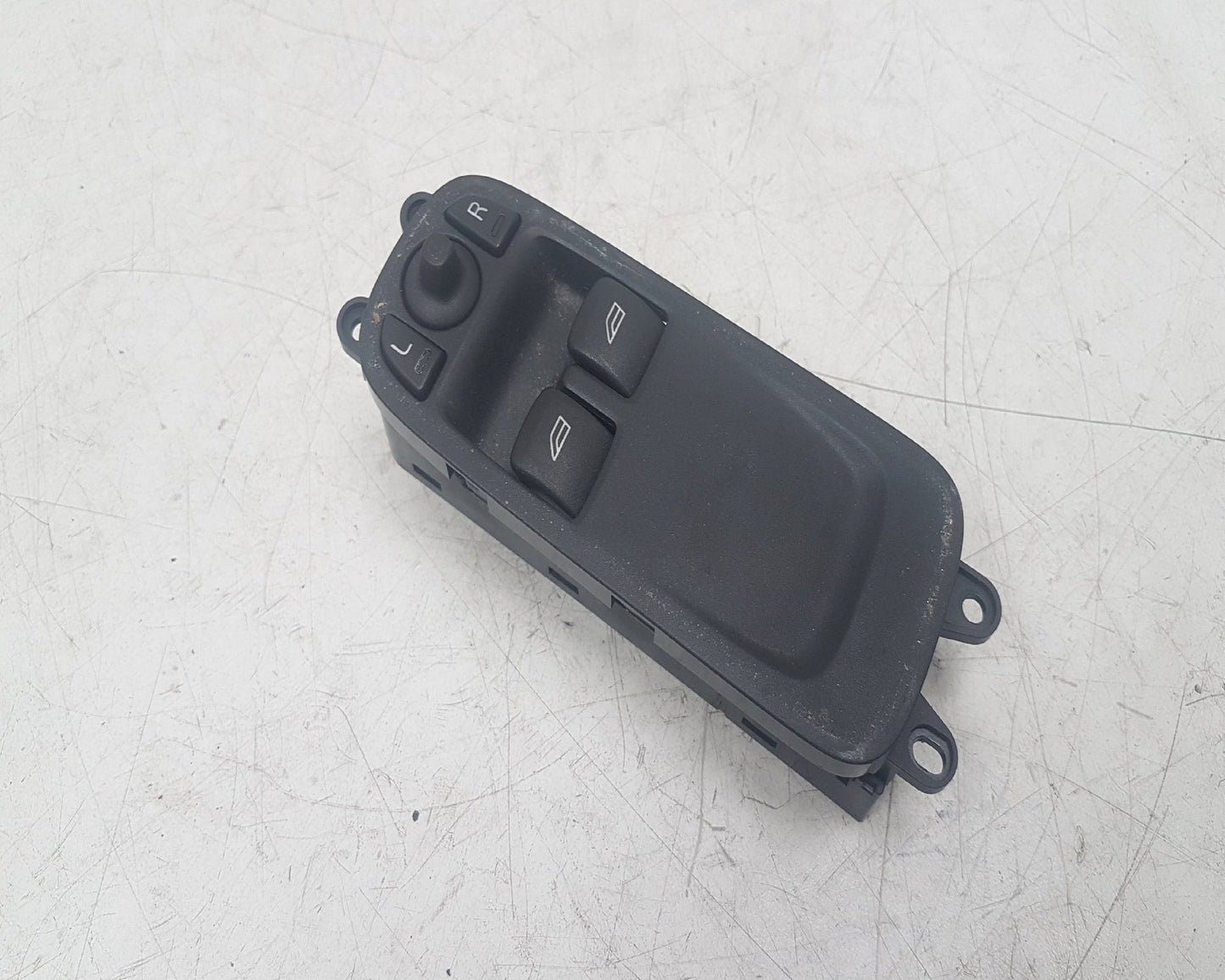 2007 - 2014 Volvo C30   Right Front Window Switch 31264925