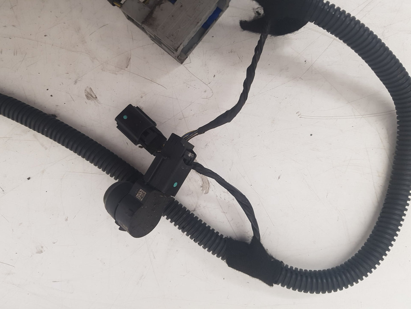 2010 - 2012 Saab 9-5  Saloon PARKING SENSOR WIRING LOOM (REAR) 12783516 12622254