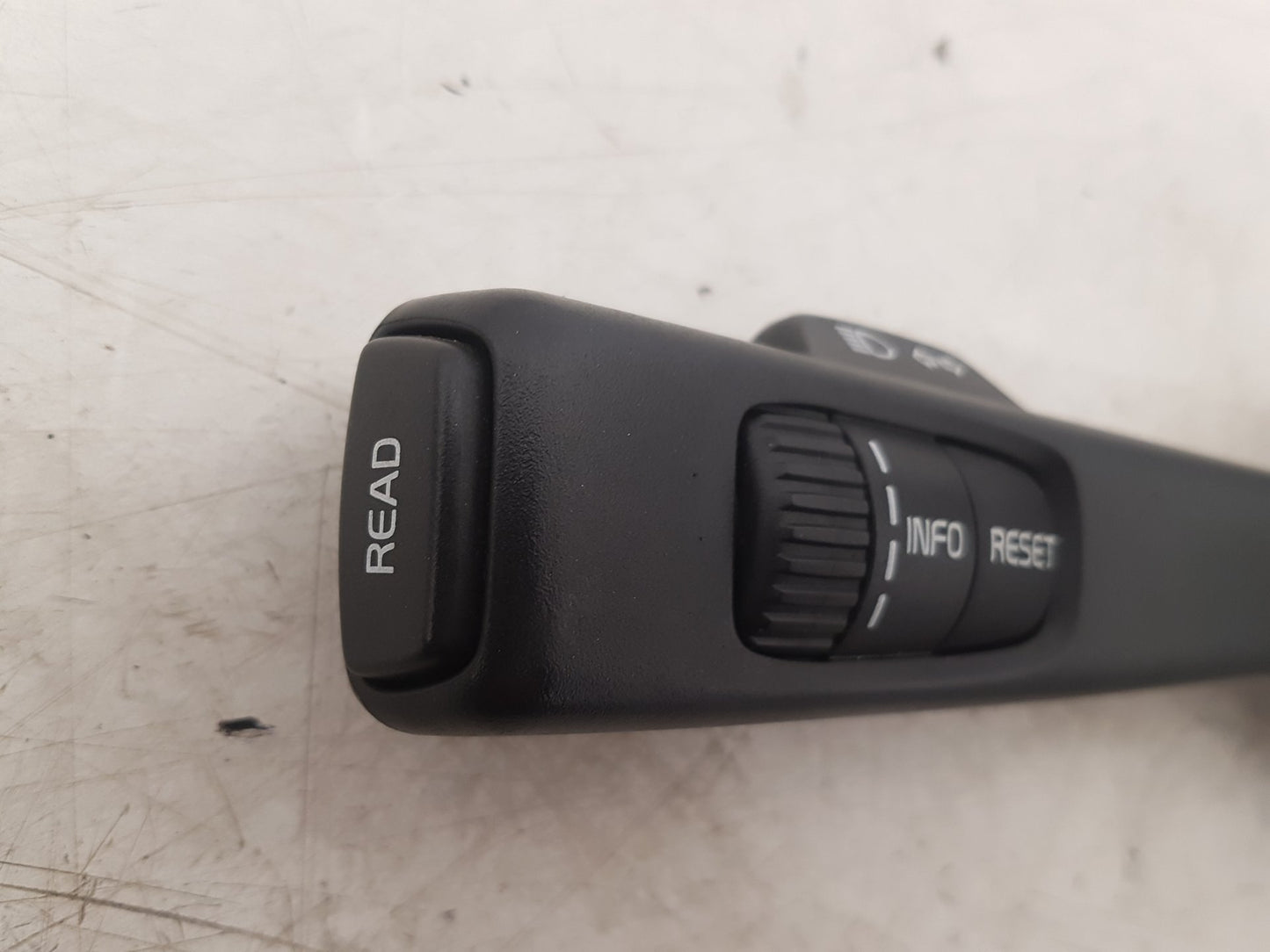 2010 Volvo XC70  Estate INDICATOR STALK 31264162 31264162