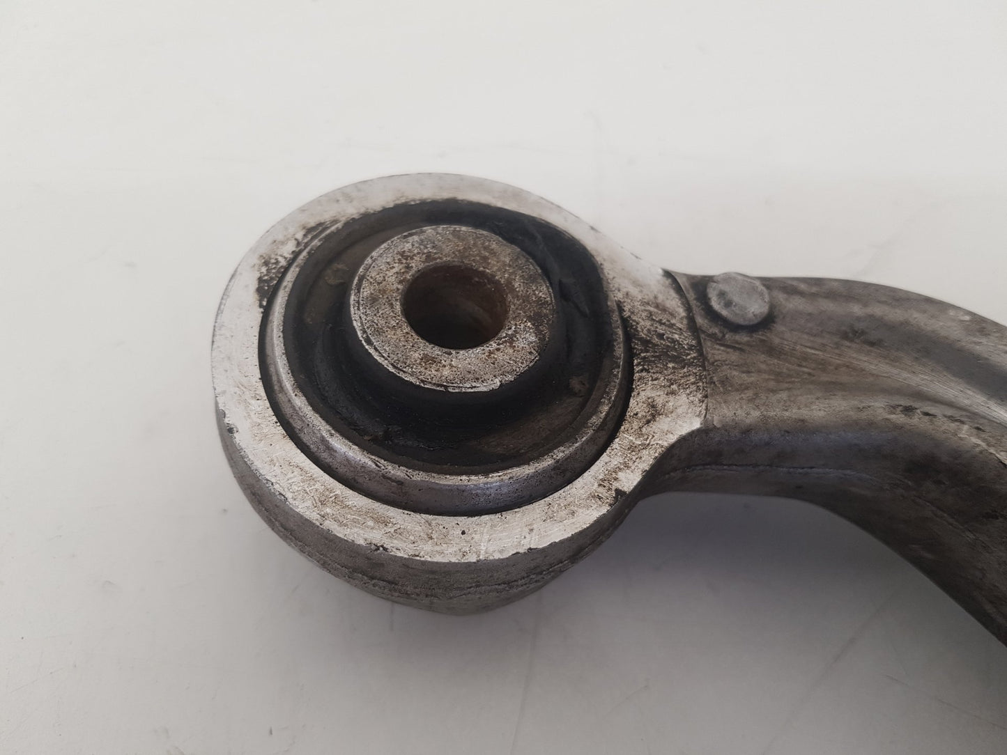 2006 Volvo V70  Estate Right Front Lower Control Arm