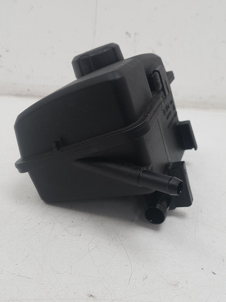 2002 - 2006 Volvo XC90  Estate POWER STEERING RESEVOIR 30680304