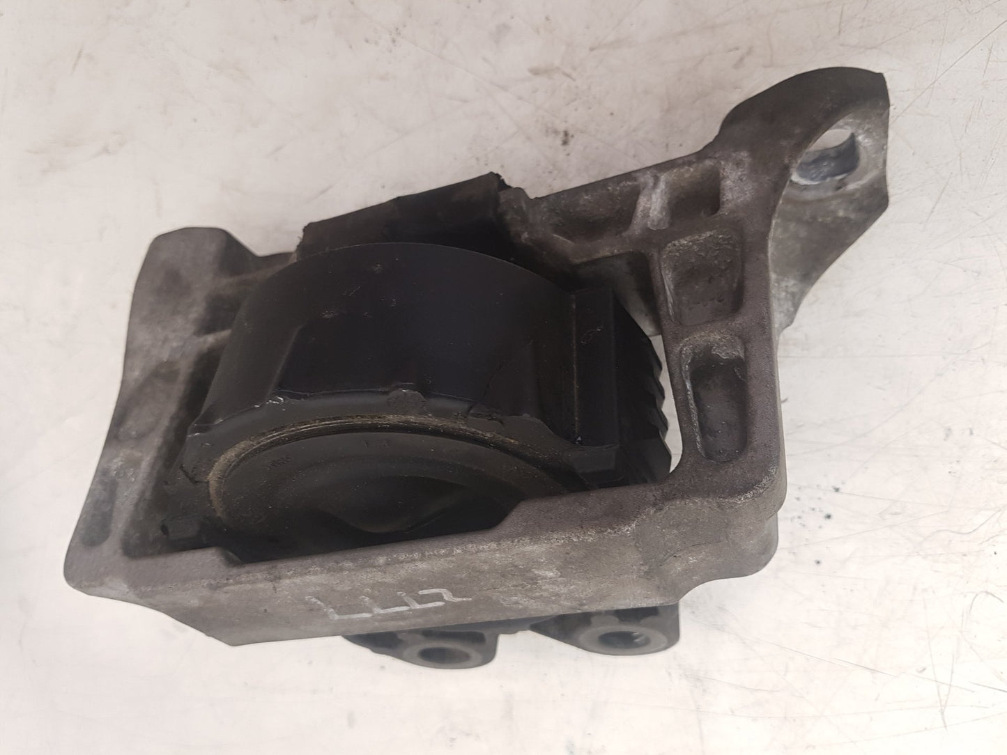 2006 - 2012 Volvo C30  Hatchback Engine Mount