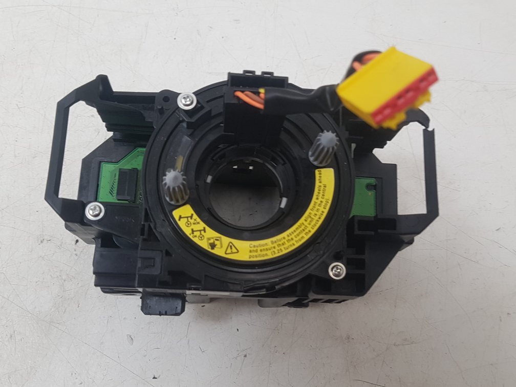 2014 - 2018 Volvo V60  Estate AIR BAG CONTACT RING/STEERING ANGLE SENSOR 31343218