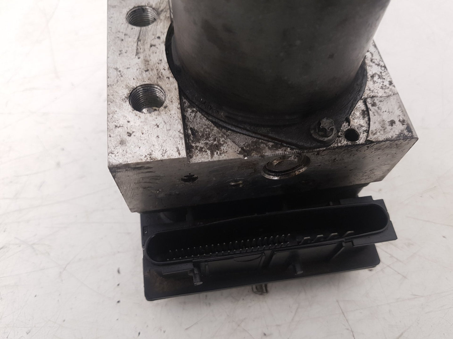 2006 - 2009 Saab 9-5  Saloon ABS Pump/Modulator 0265950538